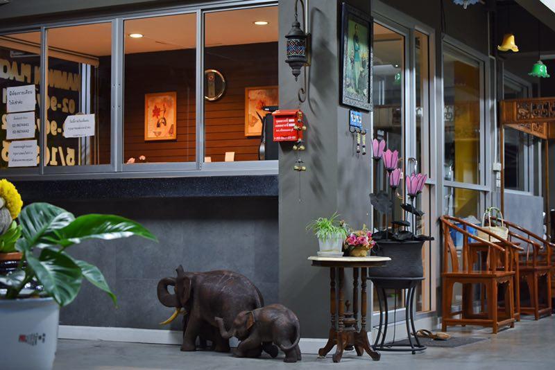 Namnon Place Nonthaburi Ngoại thất bức ảnh